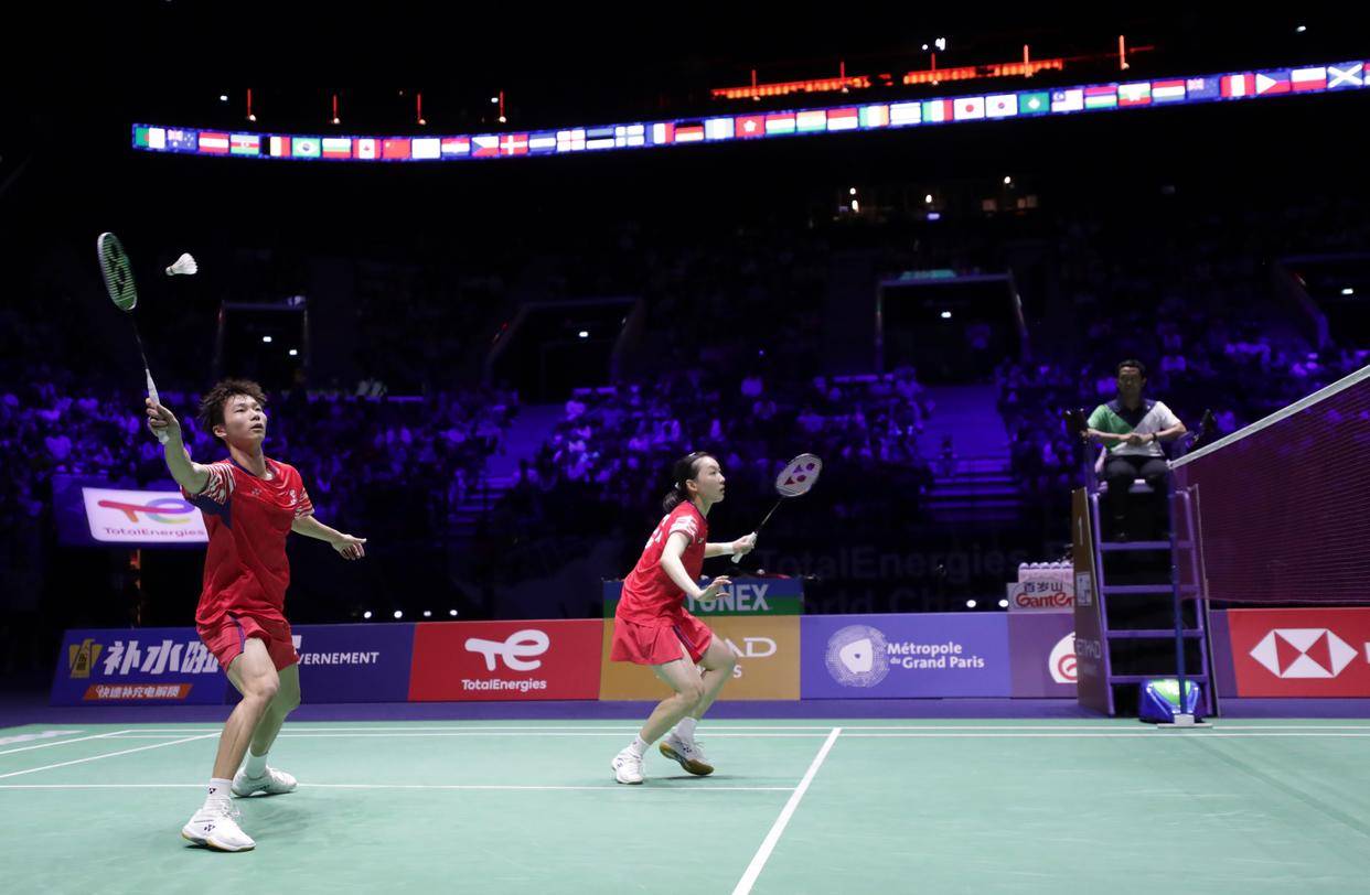 然进一步拉 然进一步拉